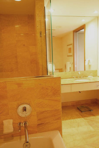 Bathroom, 1 Bedroom Brickell Condo, Miami-Dade