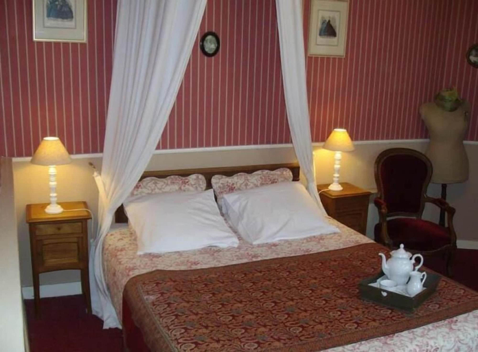 Bedroom 3, Manoir de la Baronnie, Ille-et-Vilaine