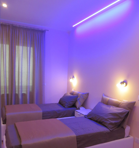 Bedroom 4, Croce Nivera, Vibo Valentia