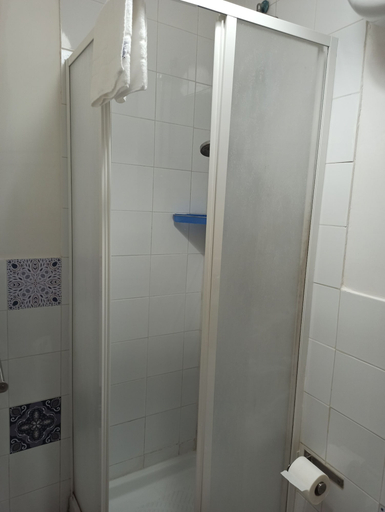 Bathroom 3, Dei Decumani, Napoli