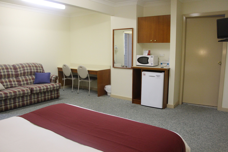 Others 4, Pioneer Way Motel, Blue Mountains