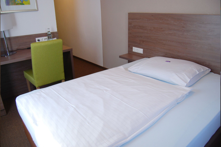 Bedroom 5, Hotel Wagner, Heilbronn