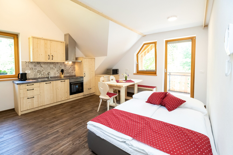 Bedroom 2, Apartments Goldhorn Kingdom, Bohinj