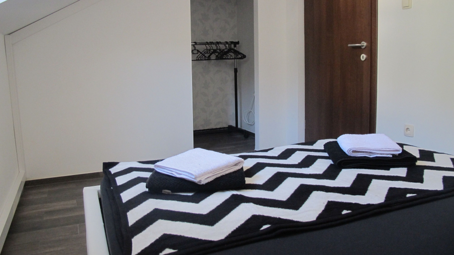 Bedroom 2, Comfortable 2 Bedroom Apartment, Mljet