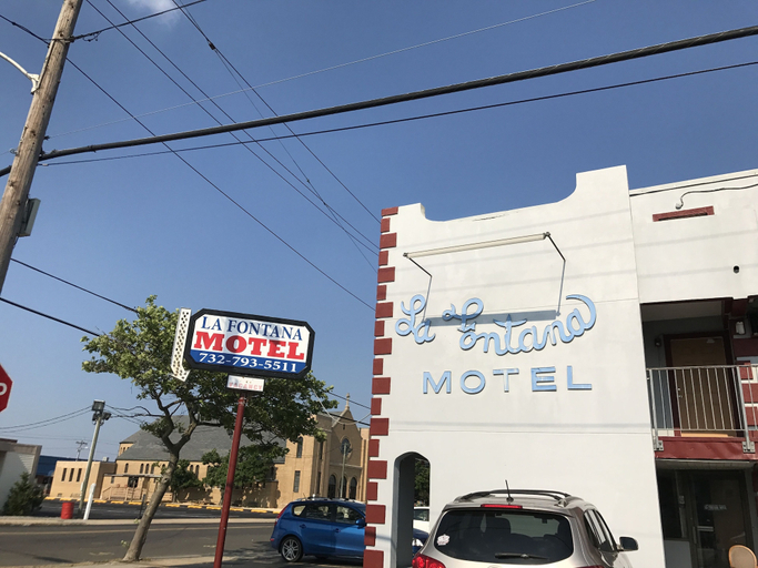 Exterior & Views 2, La Fontana Motel, Ocean