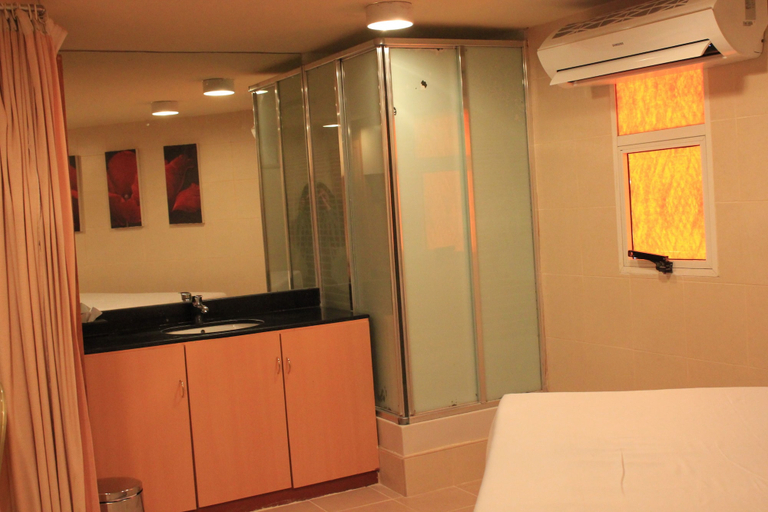 Bathroom 5, Sea View Hotel, Dubai