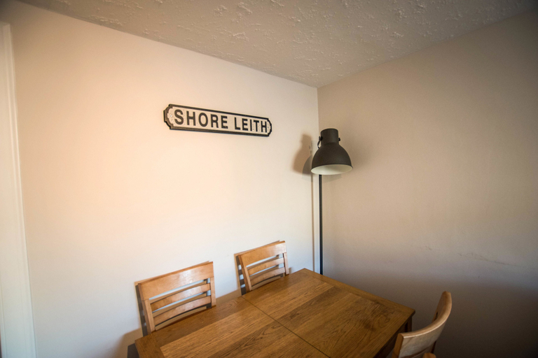 Others 4, The Shore, Edinburgh