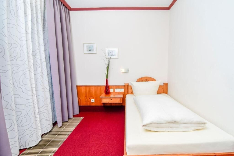 Bedroom 4, Gästehaus Engelgasse, Erlangen-Höchstadt