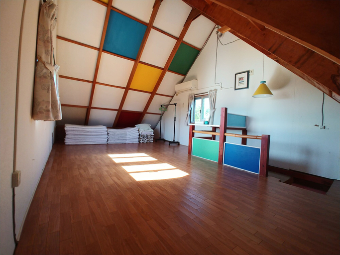 Bedroom 2, Cottage CANAC, Motobu