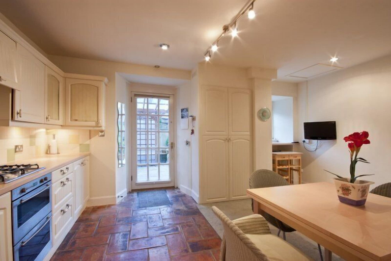 Others 4, Abercromby Place Apartment, Edinburgh