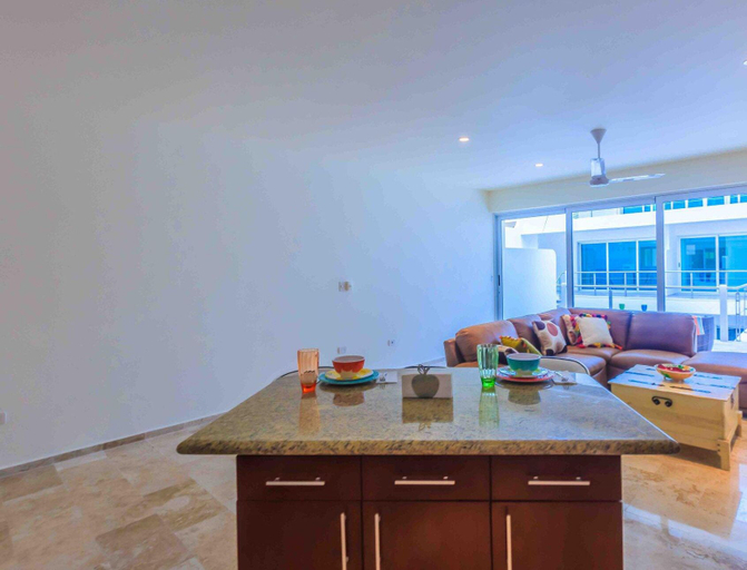 Food & Drinks 4, Estrella Del Mar One Bedroom 102, Isla Mujeres