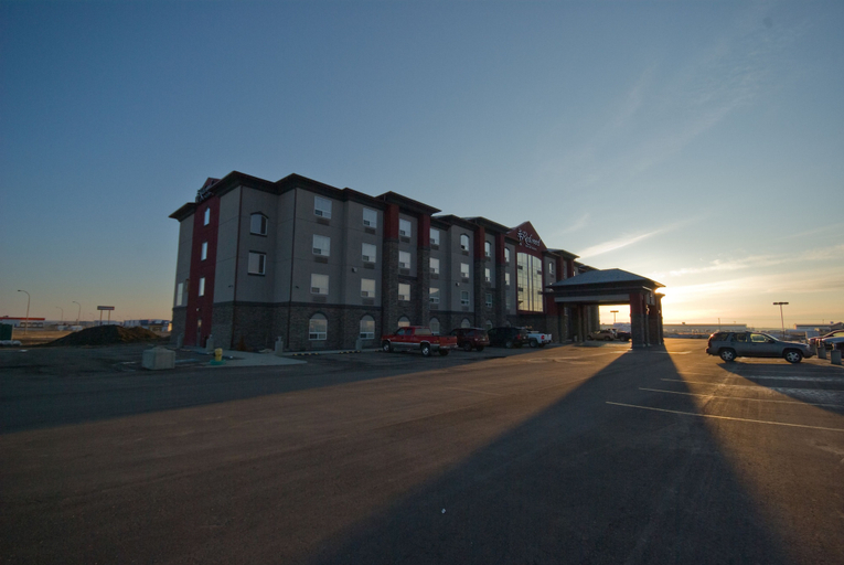 Exterior & Views 2, Redwood Inn & Suites - Grande Prairie, Division No. 19