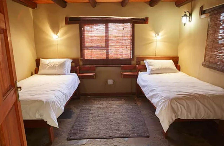 Bedroom 3, Boskoppie Lion & Tiger Reserve, Fezile Dabi