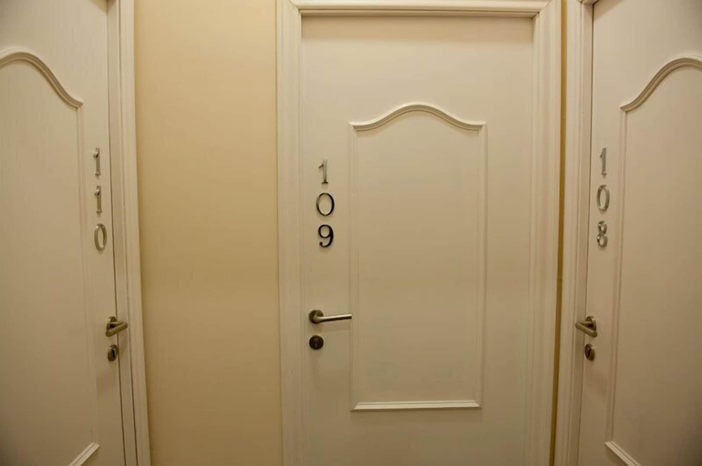 Others 5, Hostal Bcn 46, Barcelona