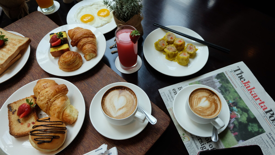 Food & Drinks 30