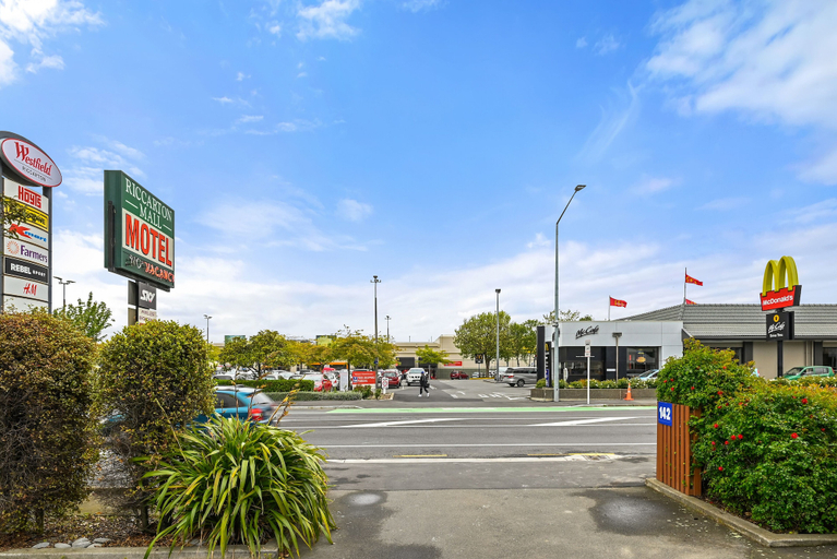 Others 4, Riccarton Mall Motel, Christchurch