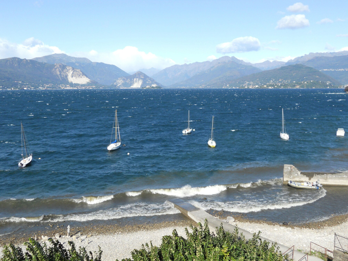 Others 5, Albergo Riva, Varese
