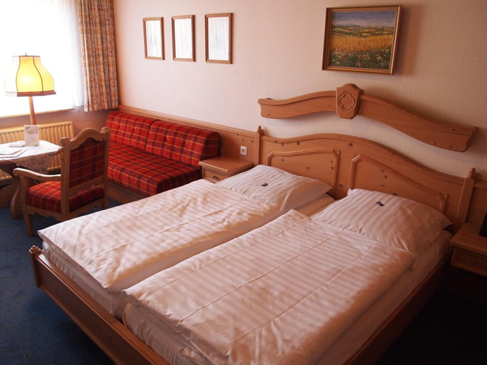 Bedroom 3, Parkhotel zum Stern, Schwalm-Eder-Kreis