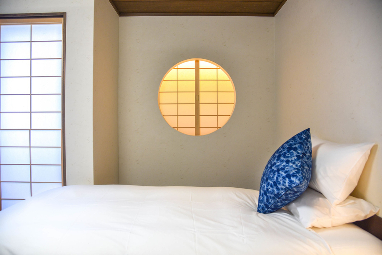 Bedroom 3, Chika Karo, Kyoto