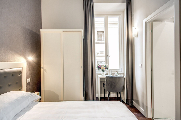 Bedroom 3, Hotel San Silvestro, Rome