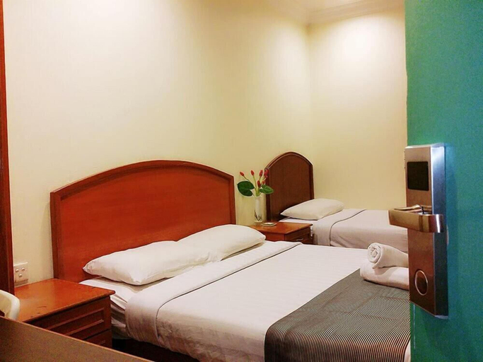 Bedroom 2, SkyGlobal Hotel, Labuan