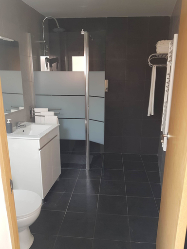 Bathroom, AG52 Apartment, Setúbal
