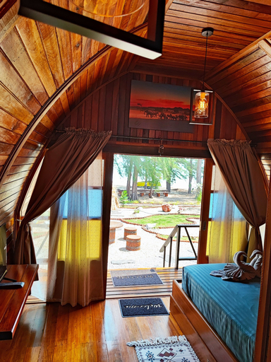 Bedroom 4, Mumsa Beach Resort & Restaurant, Thap Sakae