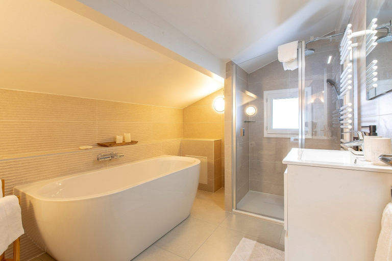 Bathroom 5, Le Catarina, Haute-Savoie