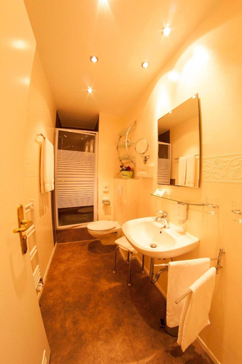 Bathroom 4, Lutherhotel Eisenacher Hof - Ringhotel, Eisenach