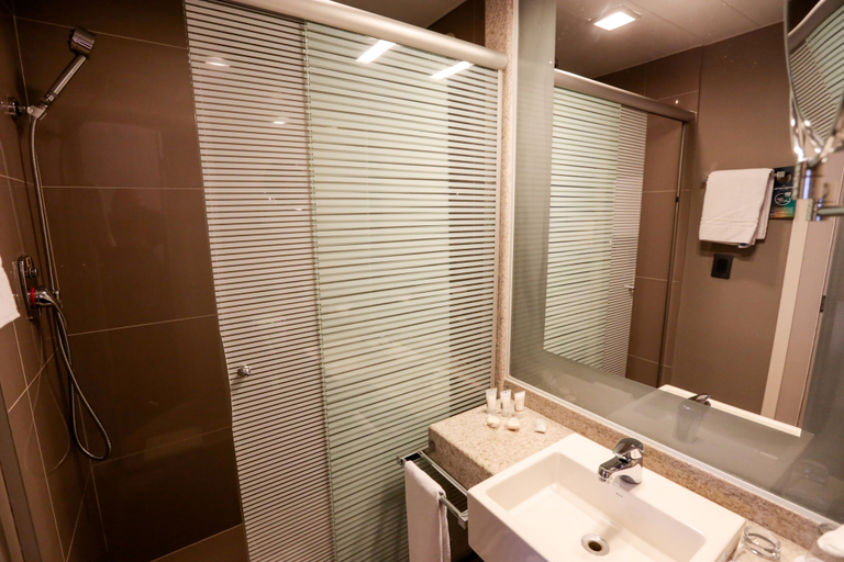 Bathroom 5, Novotel São Paulo Morumbi, São Paulo