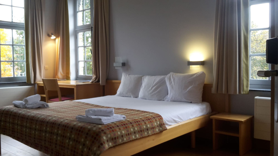 Bedroom 4, Irish College Leuven, Vlaams Brabant