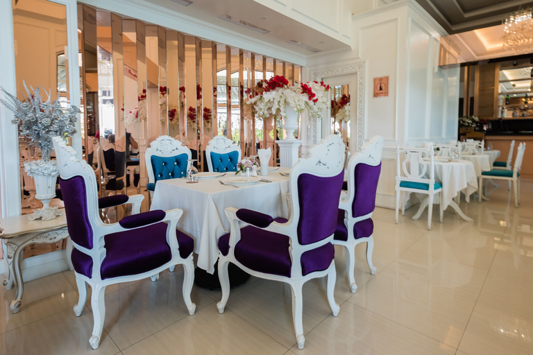 Food & Drinks 4, Venetian Signature by GrandisVillas, Pattaya