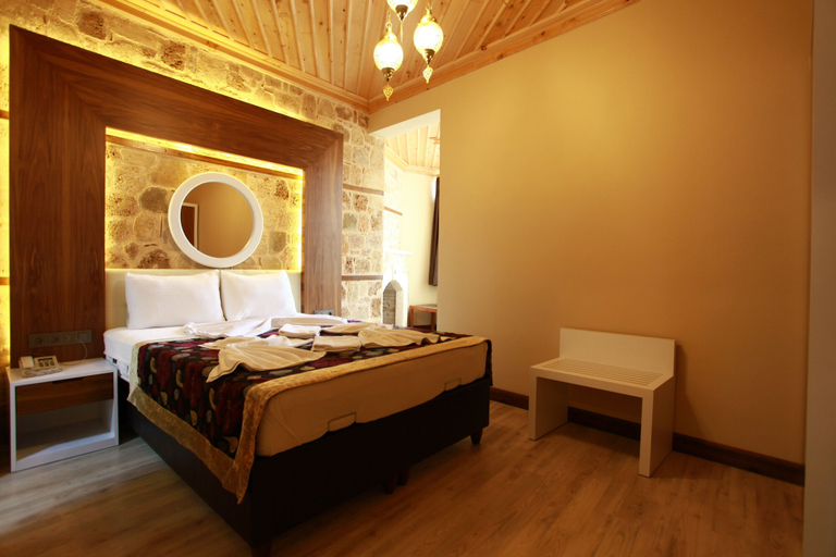 Bedroom 4, Bacchus Pension, Antalya