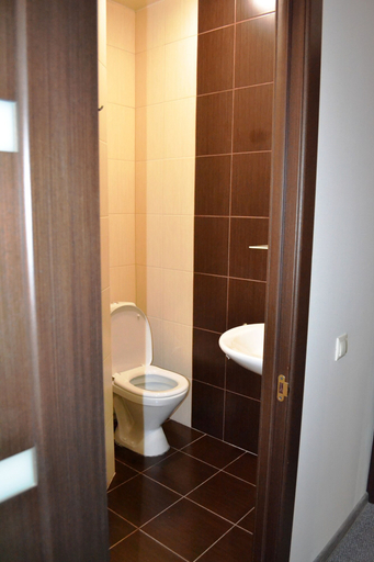 Bathroom 3, Angara-Prioritet Hotel, Angarskiy rayon