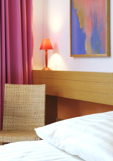 Bedroom 5, Creatif Hotel Elephant, München