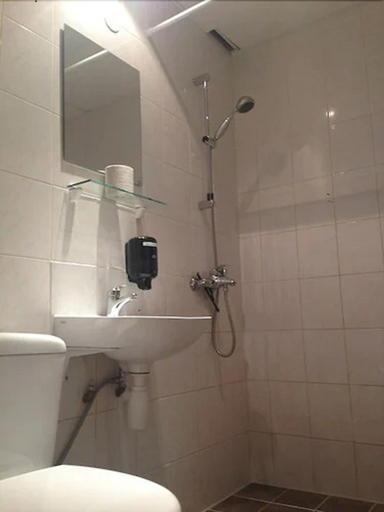 Bathroom 3, Dialog Hotel Kungens Kurva, Huddinge