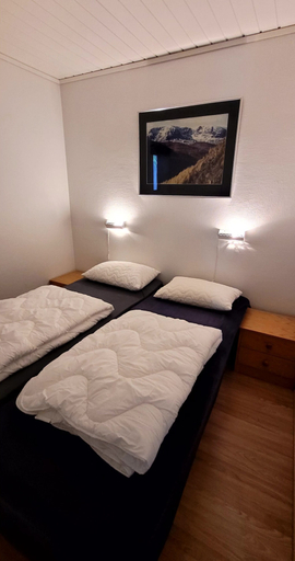 Bedroom 3, Øen Turistsenter Apartments, Hol