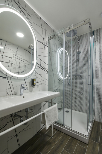 Bathroom 5, Hotel Kaunas, Kauno