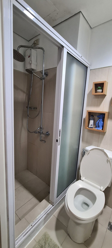 Bathroom 4, CondoDeal at Shell Residences Moa Pasay, Pasay City