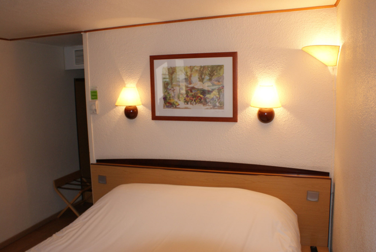 Bedroom 4, Kyriad Direct Lyon Sud - Chasse Sur Rhône, Isère