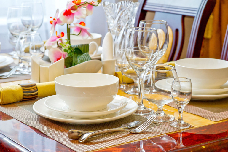 Food & Drinks 5, Hotel Park Suites