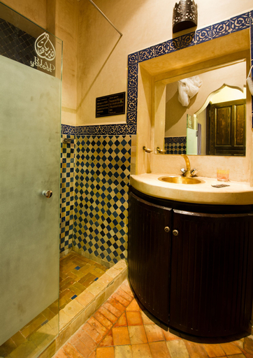 Bathroom 5, Riad Yacout, Meknès