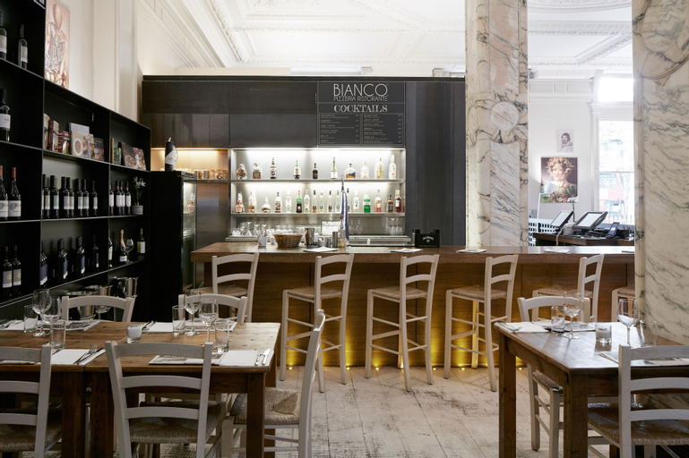 Food & Drinks 5, The Grand at Trafalgar Square, London