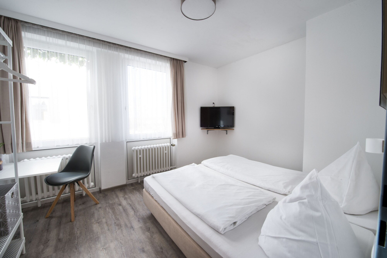 Bedroom 3, SOVA Hotel , Kassel