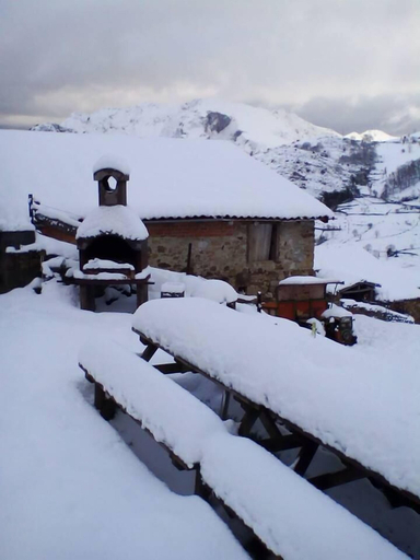 Others 5, Albergue La Aldea - Hostel, Cantabria