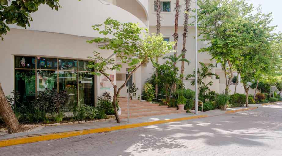 Exterior & Views 2, Palmar del Sol Condominium by ChezPlaya, Cozumel