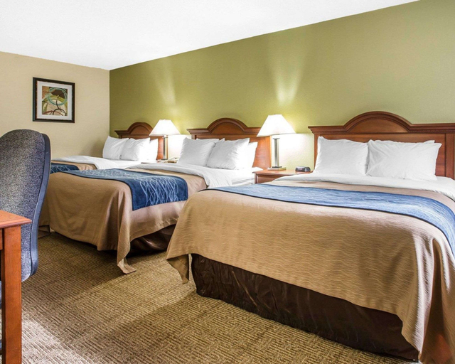 Bedroom 4, Quality Inn Darien-North Brunswick, McIntosh