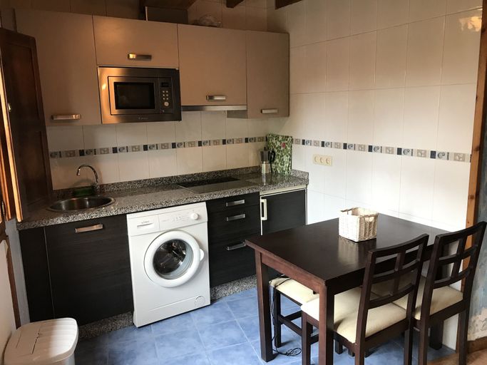 Others 5, Apartamentos la Merced, Asturias