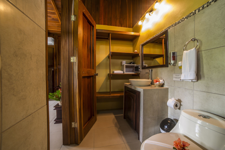 Bathroom 4, Hotel Rancho Cerro Azul, San Ramón
