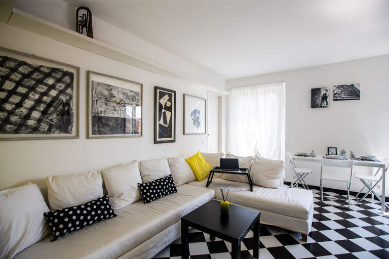 Others 2, Home Hotel - Santa Marta 6, Milano
